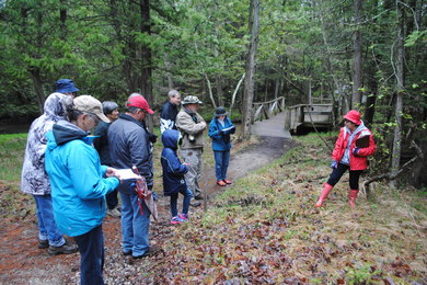 Guided hike at Grass River